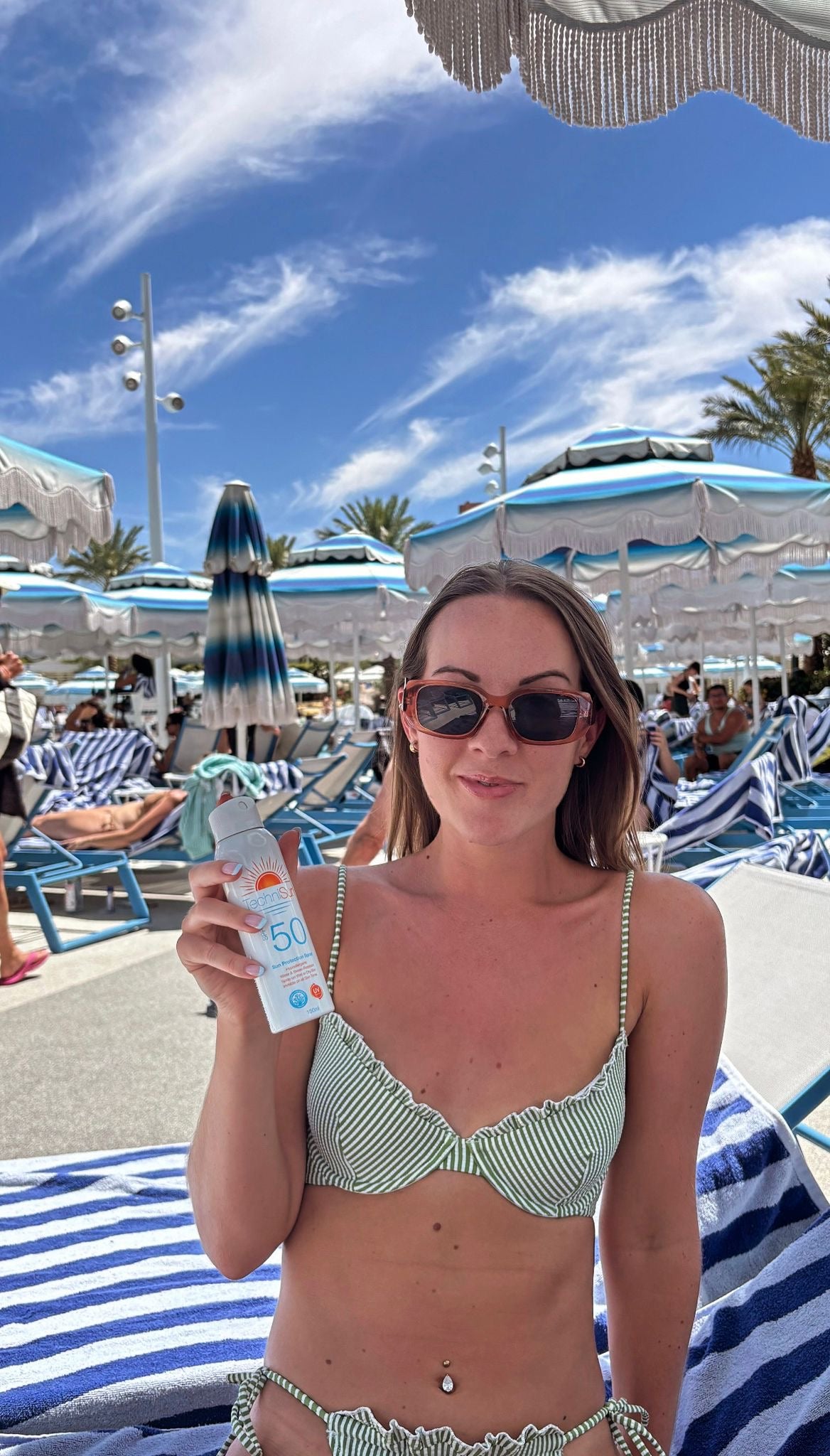 SPF 50 Sun Protection Spray 150ml x 2 (free 75ml)